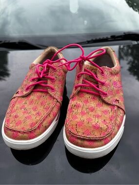 Twisted X Pink Cork-Patterned Lace-Up Sneakers